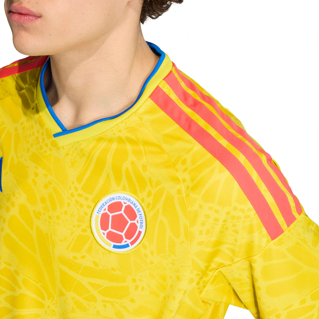 CAMISETA COLOMBIA BORDADA + CAJA